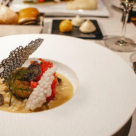 Boutique 4* 샹 돌린